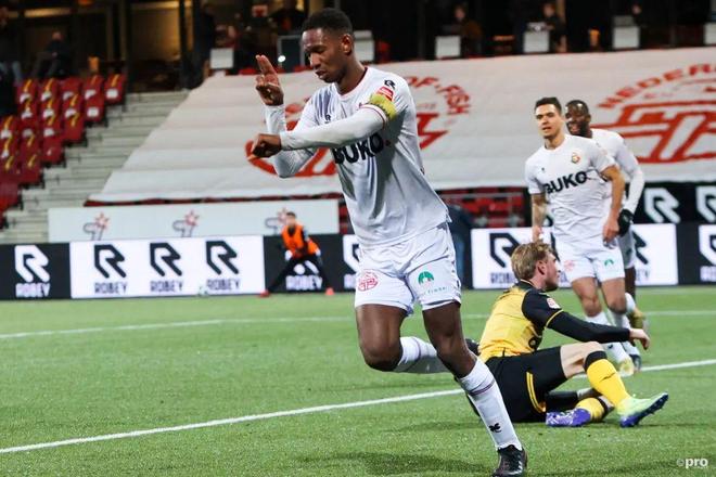 进攻端的战 进攻端的战