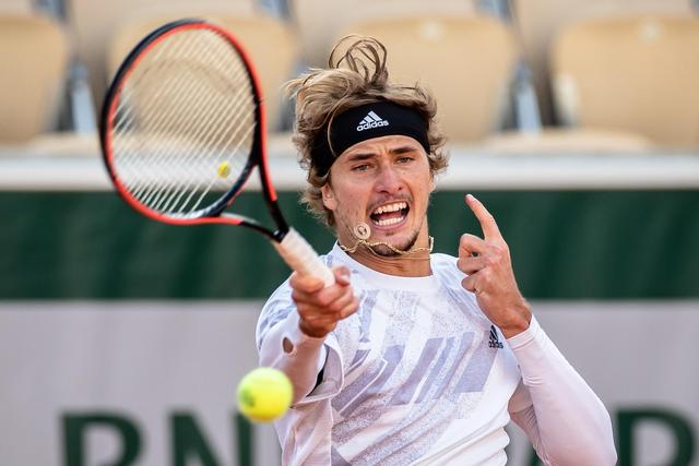 欧锦赛在球 欧锦赛在球