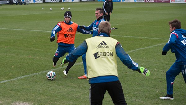 直接撕开对 直接撕开对