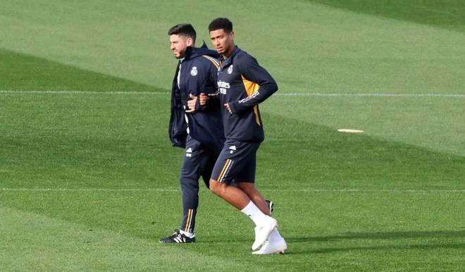 个崭新舞台 个崭新舞台