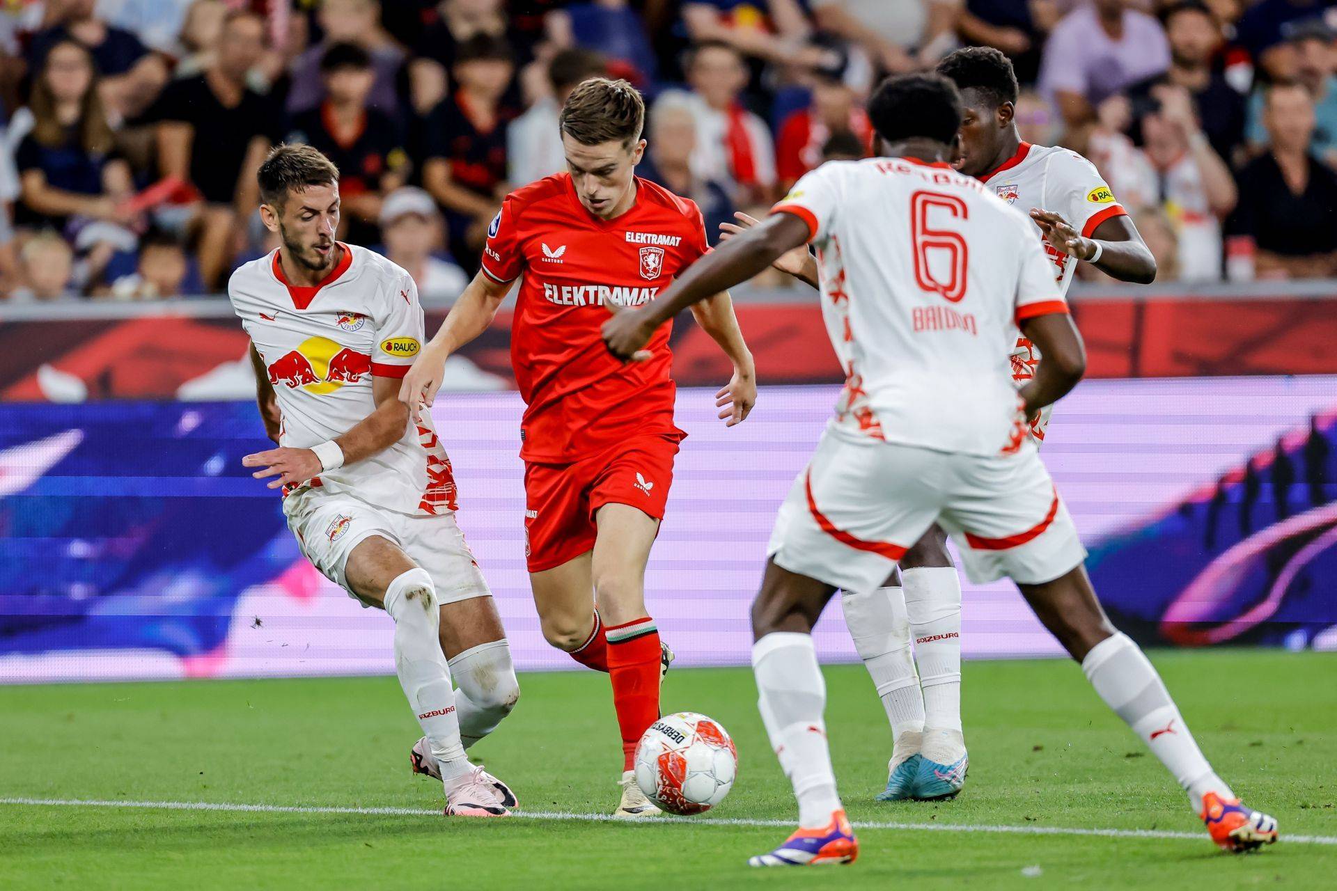 管理层与潜 管理层与潜