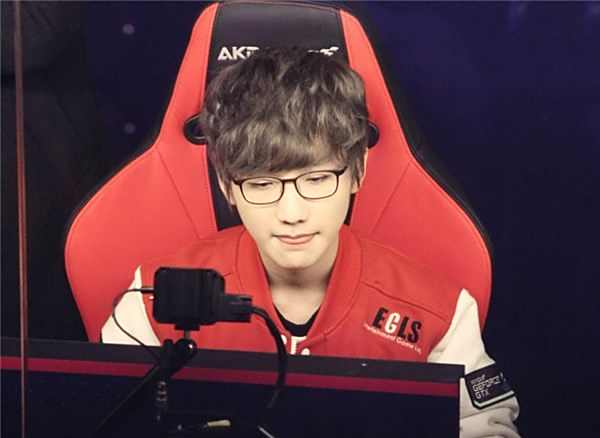 过去的一个 过去的一个