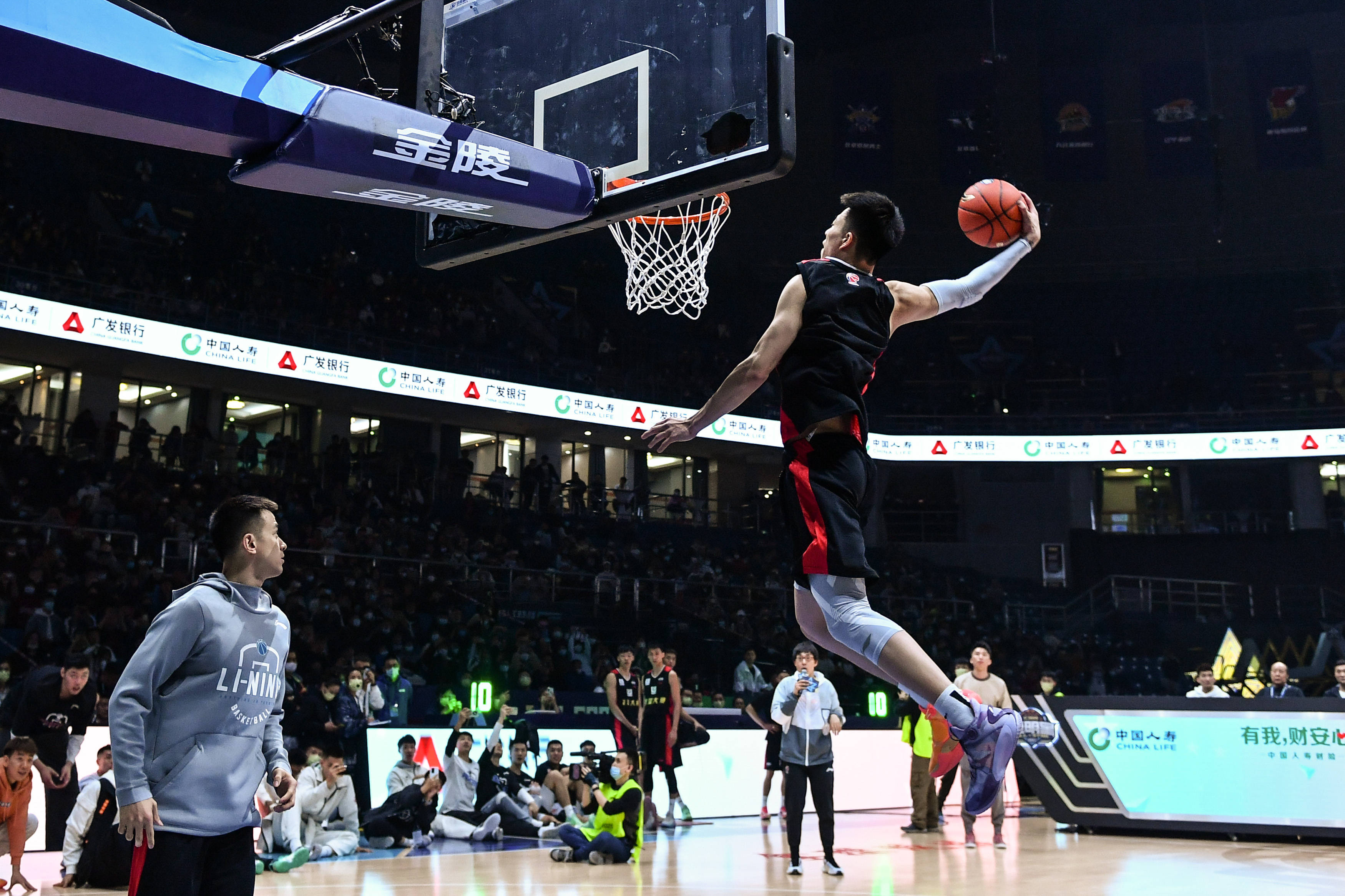 上海海港赢 上海海港赢